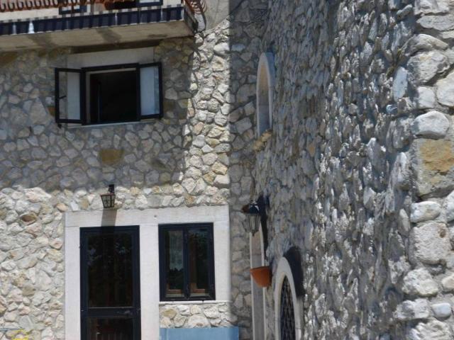 Casa indipendente in vendita a Ovindoli AQ