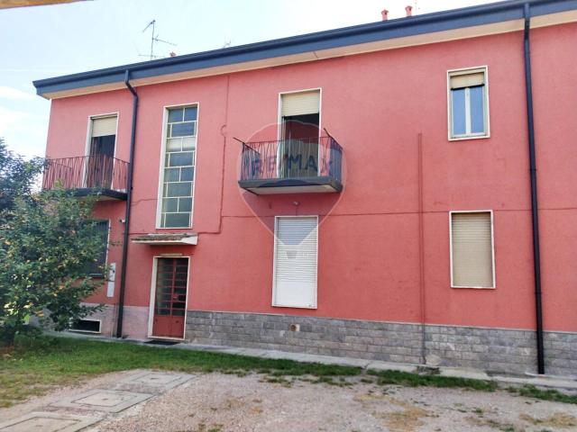 Casa indipendente in vendita a Ozzero