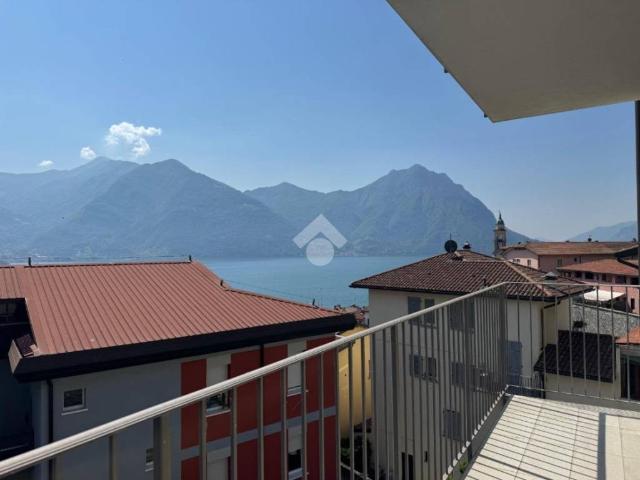 Casa indipendente in vendita a Lovere BG