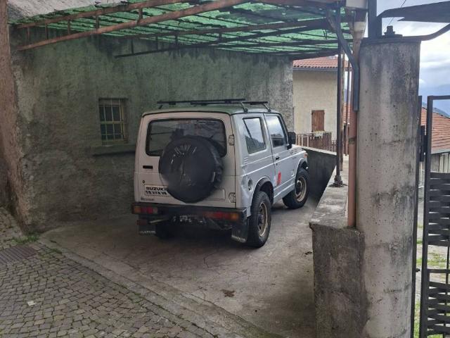 Casa indipendente in vendita a Lozio BS