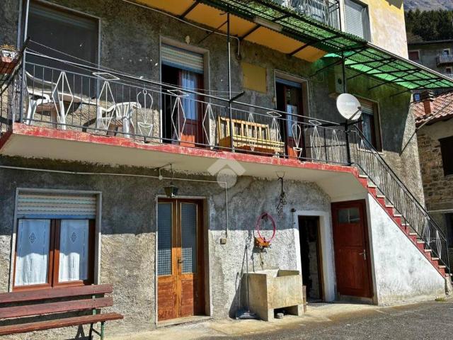 Casa indipendente in vendita a Lozio BS
