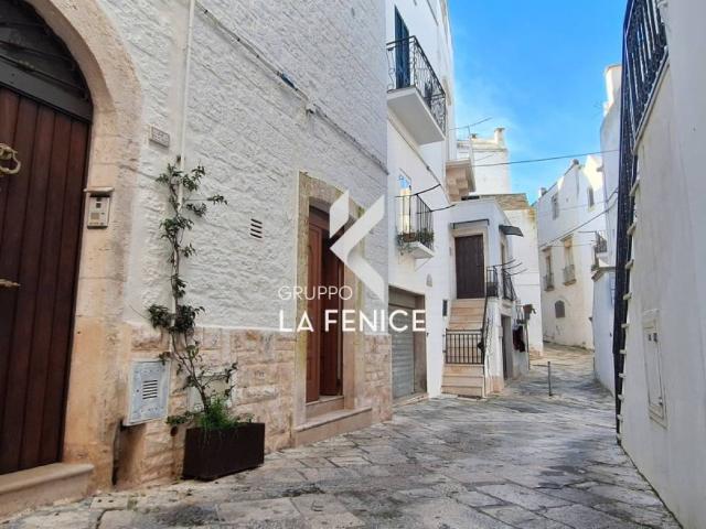 Casa indipendente in vendita a Locorotondo BA