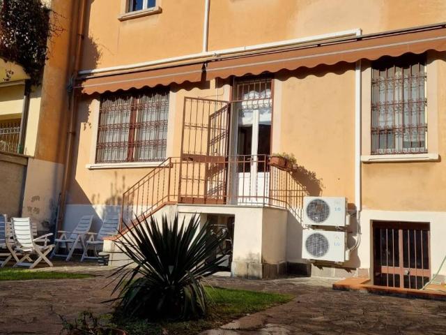 Casa indipendente in vendita a Lodi LO