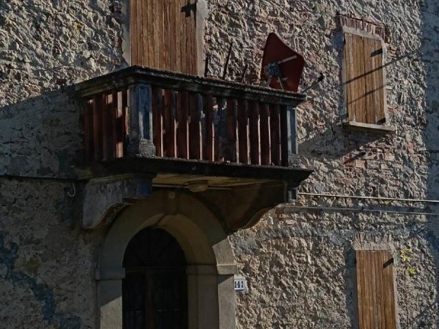 Casa indipendente in vendita a Loiano BO