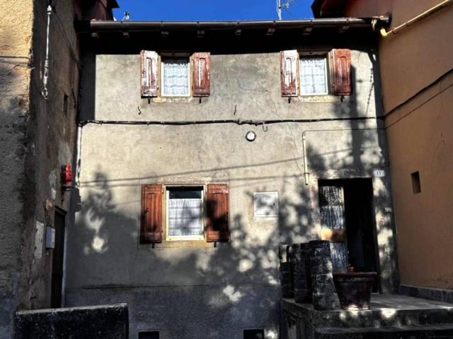Casa indipendente in vendita a Loiano BO