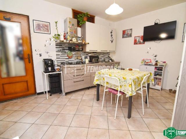Casa indipendente in vendita a Lombardore