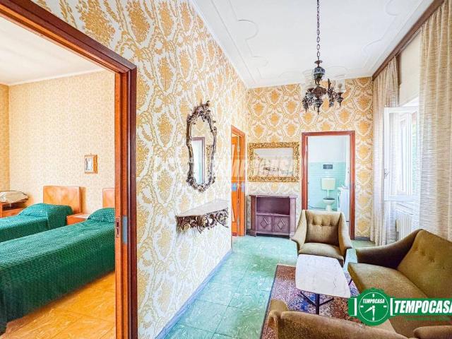 Casa indipendente in vendita a Lonate Pozzolo VA