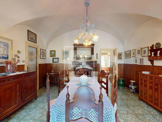 Casa indipendente in vendita a Lonato del Garda BS