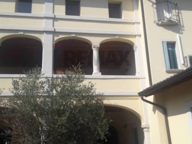 Villa in vendita a Lonato del Garda BS