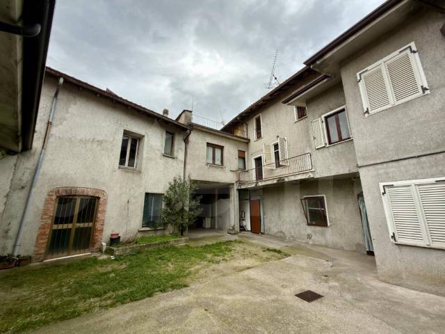 Casa indipendente in vendita a Lonato del Garda BS