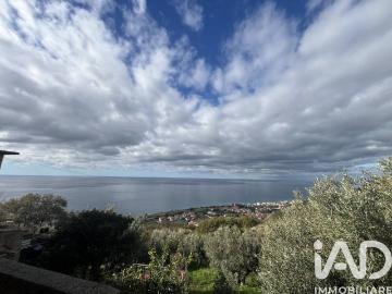 Casa indipendente in vendita a Longobardi CS