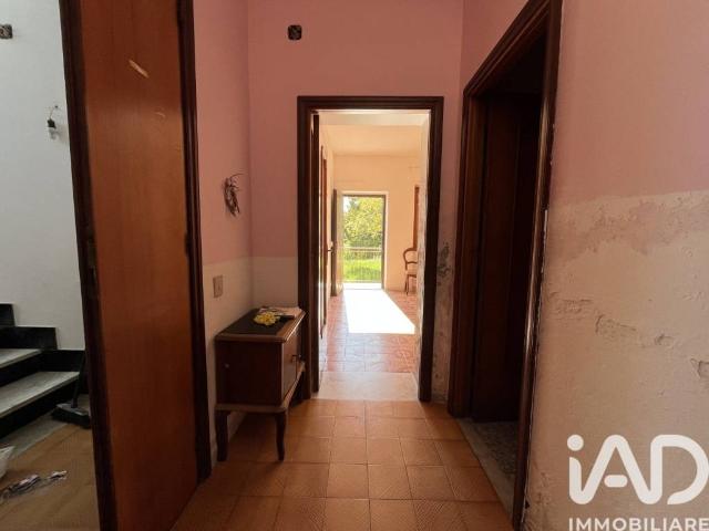 Casa indipendente in vendita a Longobardi CS