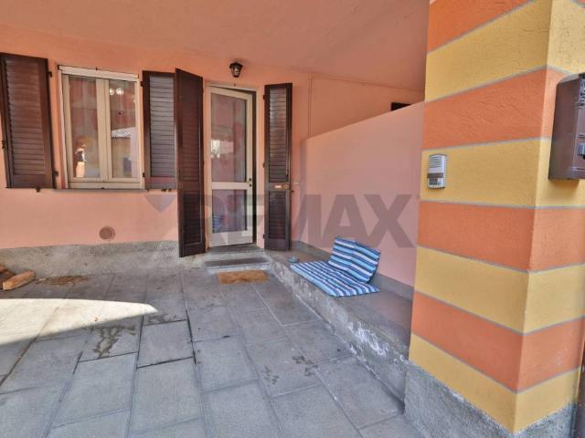 Casa indipendente in vendita a Longone al Segrino CO