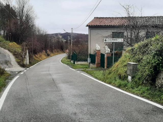 Casa indipendente in vendita a Longone Sabino RI