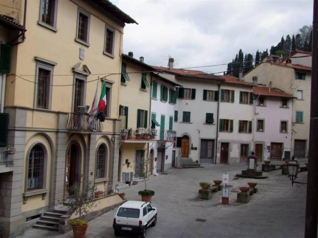 Casa indipendente in vendita a Londa FI