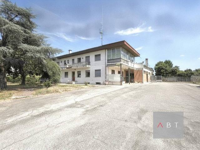 Casa indipendente in vendita a Loreggia PD