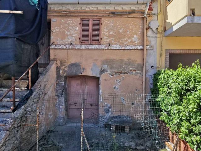 Casa indipendente in vendita a Loreto AN