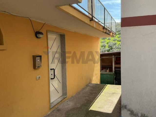 Casa indipendente in vendita a Loreto Aprutino PE