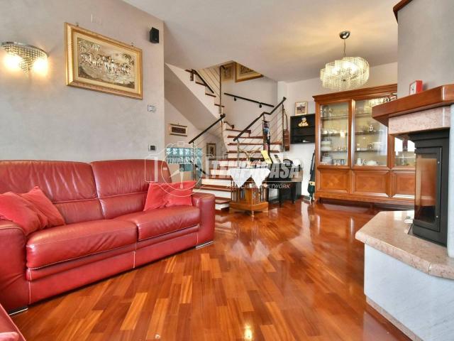 Casa indipendente in vendita a Loreto