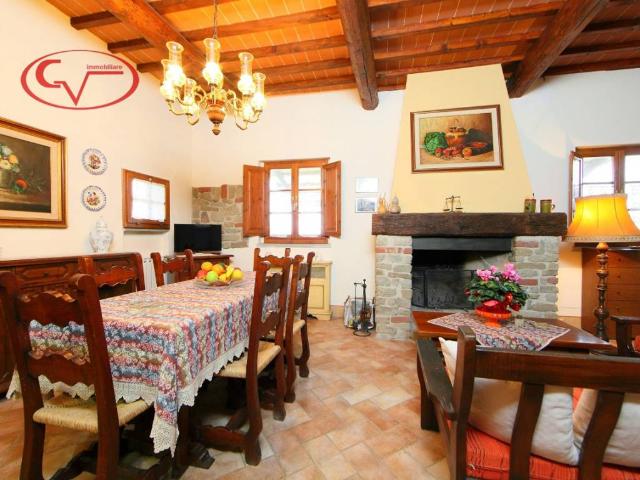 Casa indipendente in vendita a Loro Ciuffenna AR