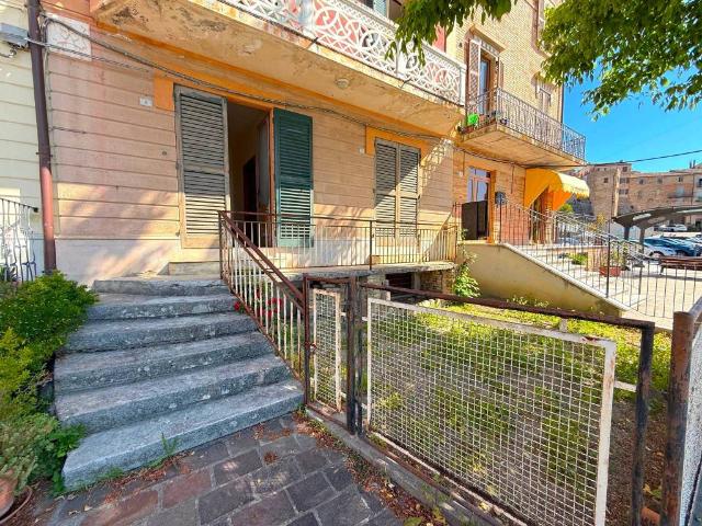 Casa indipendente in vendita a Loro Piceno MC