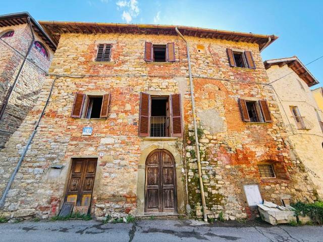 Casa indipendente in vendita a Laterina Pergine Valdarno AR