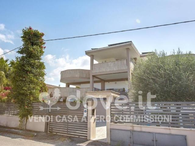 Casa indipendente in vendita a Latina LT