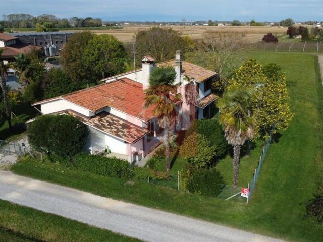 Casa indipendente in vendita a Latisana UD