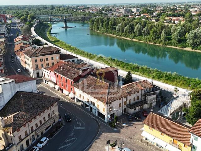 Casa indipendente in vendita a Latisana UD