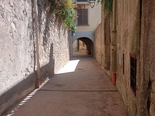 Soluzione semi indipendente in vendita a Lauro