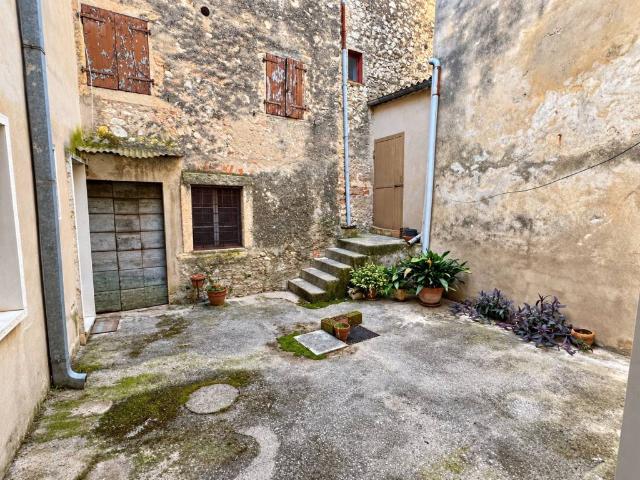Casa indipendente in vendita a Lavagno VR