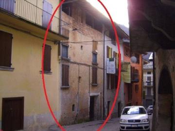 Casa indipendente in vendita a Lavenone BS