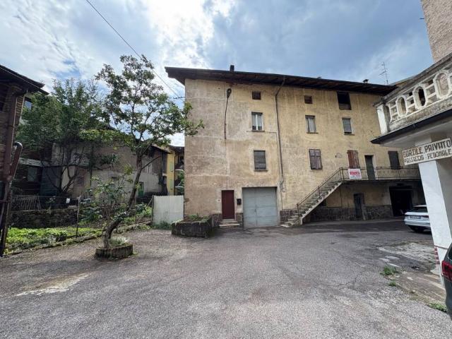 Casa indipendente in vendita a Lavis TN