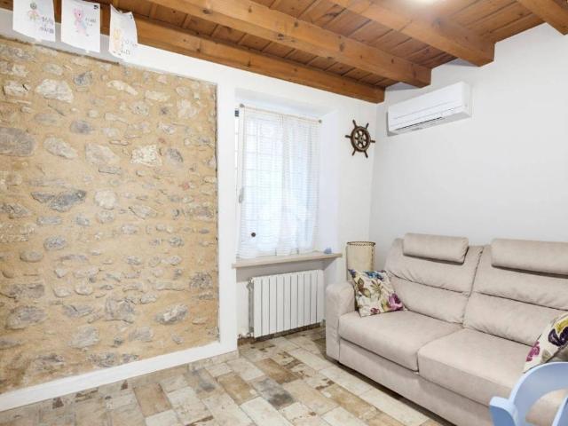 Casa indipendente in vendita a Lazise VR