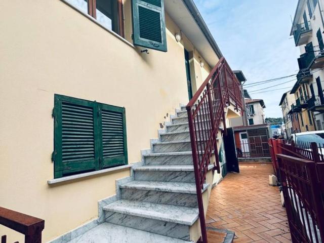 Casa indipendente in vendita a La Spezia SP