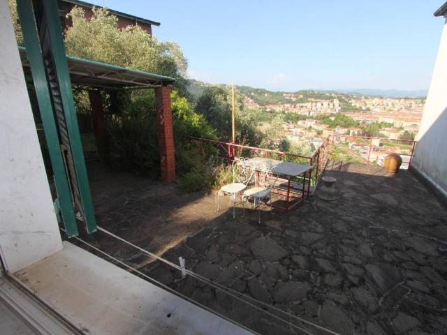 Casa indipendente in vendita a La Spezia SP
