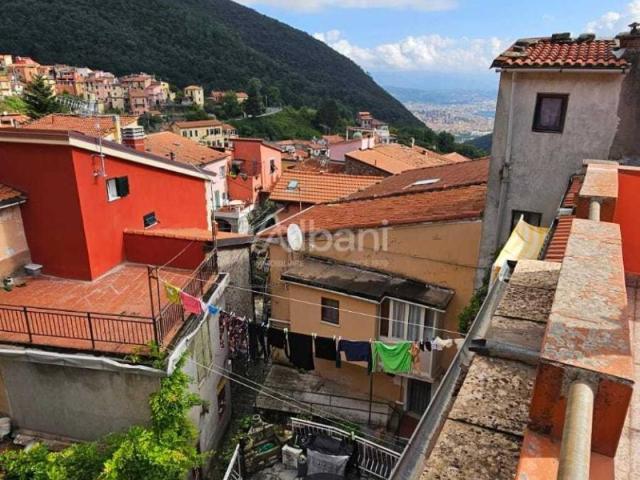 Casa indipendente in vendita a La Spezia SP