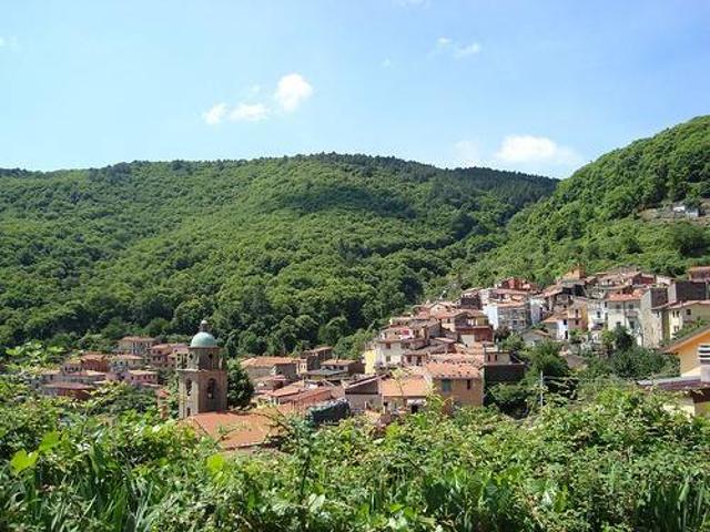 Casa indipendente in vendita a La Spezia SP