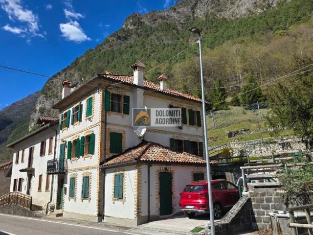 Casa indipendente in vendita a La Valle Agordina BL