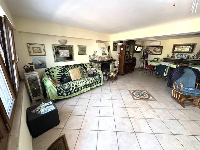 Casa indipendente in vendita a Ladispoli RM