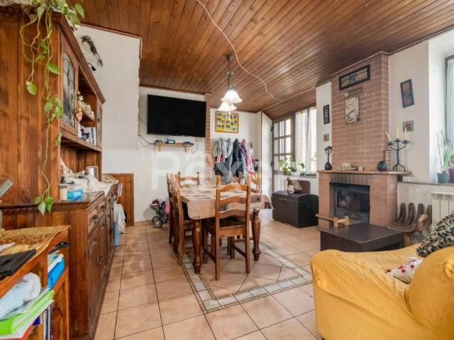 Casa indipendente in vendita a Cergnago PV
