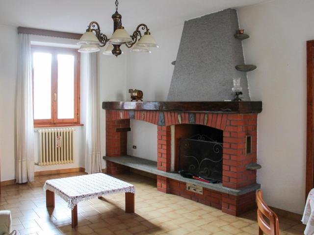 Casa indipendente in vendita a Laino
