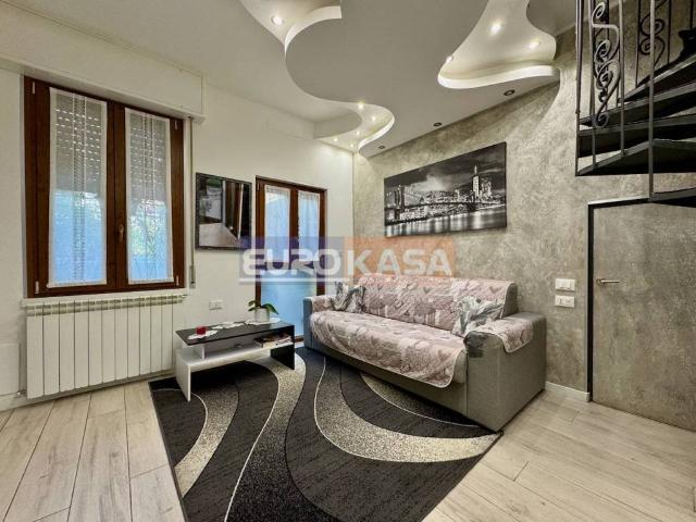 Casa indipendente in vendita a Lallio BG
