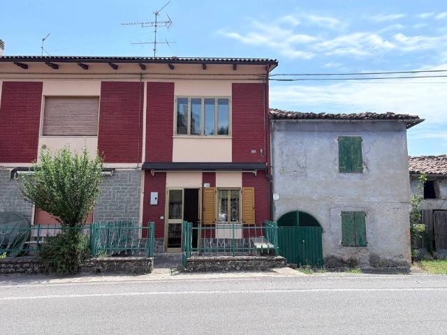Casa indipendente in vendita a Lama Mocogno MO