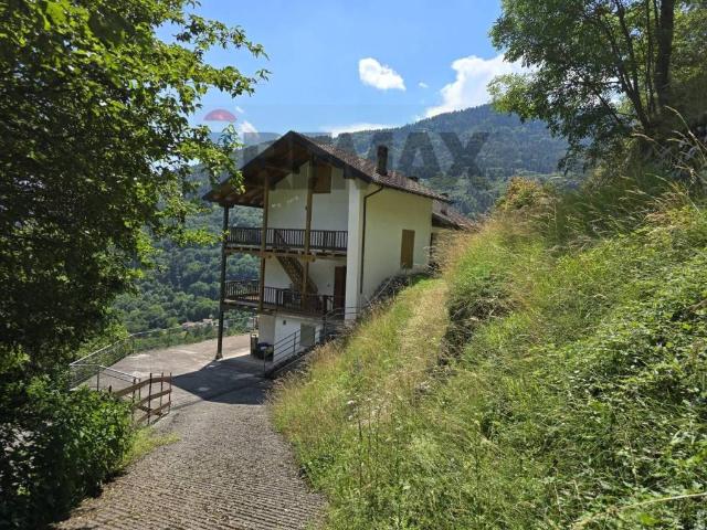 Casa indipendente in vendita a Lamon BL
