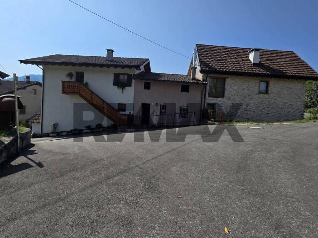 Casa indipendente in vendita a Lamon BL