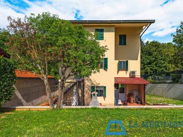 Casa indipendente in vendita a Lamporecchio PT