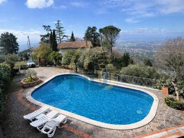 Casa indipendente in vendita a Lamporecchio PT