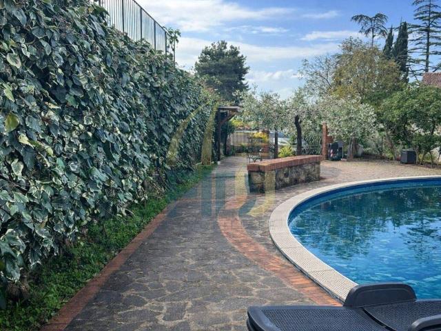 Casa indipendente in vendita a Lamporecchio PT