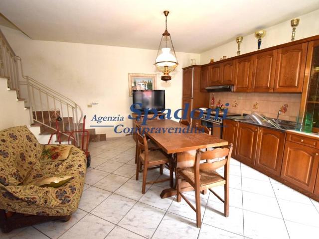 Casa indipendente in vendita a Lamporecchio PT